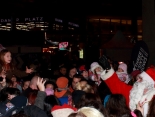 2014-12-14-55-potsdamer-platz-vertical-dance-weihnachtsmann-show