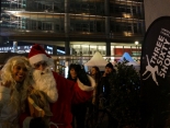 2014-12-14-73-potsdamer-platz-vertical-dance-weihnachtsmann-show