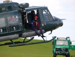 Hubschrauber gestützte Shows und Seilaktionen