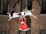 2014-potsdamer-platz-vertical-dance-weihnachtsmann-show-04